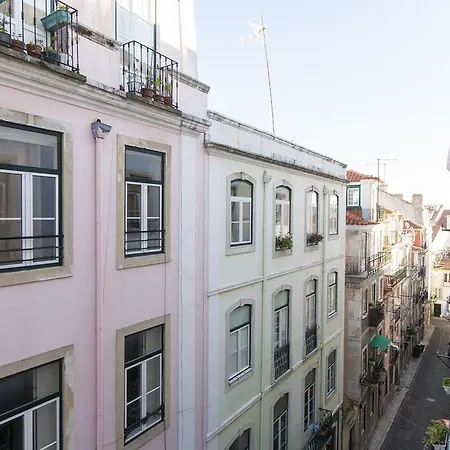 Апартаменты Classic Bairro Alto | Rentexperience Лиссабон