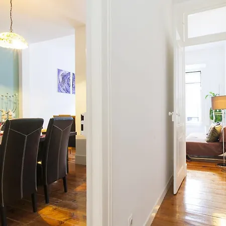 Classic Bairro Alto | Rentexperience